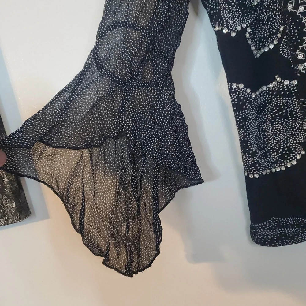 Vintage Forbidden Beaded Black V-Neck Sheer Sleeved Top Size Lg Y2K Whimsigoth - Picture 2 of 9